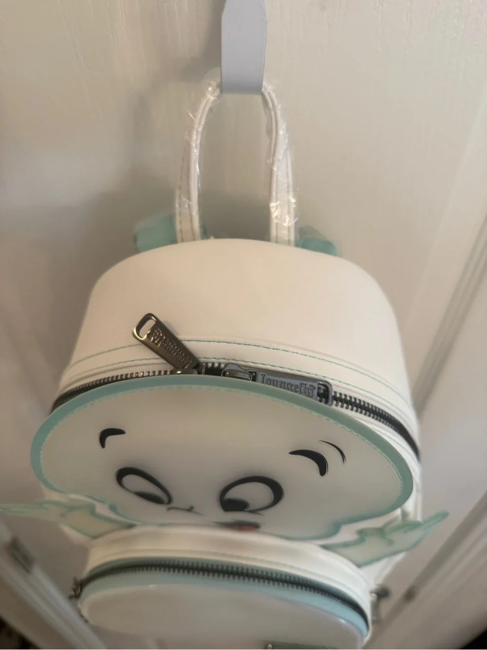 Loungefly Casper Mini Backpack see pics - Picture 5 of 7